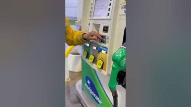 Credit Card Stuck in Gas Pump: Quick Fixes!